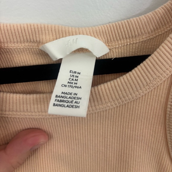 H&M Peach Ribbed Soft Tank Top - Picture 2 of 3